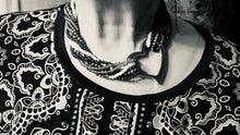 Load image into Gallery viewer, Coucou Heart Hook Up